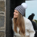 Charger l&#39;image dans la galerie, #013 Tuque Hiver Justine
